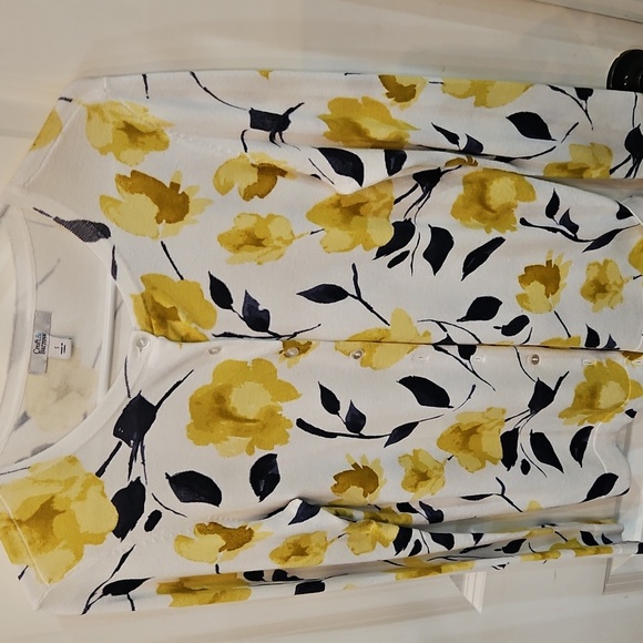 Croft and borrow super soft cardigan sweater white with yellow flowers - Picture 4 of 4